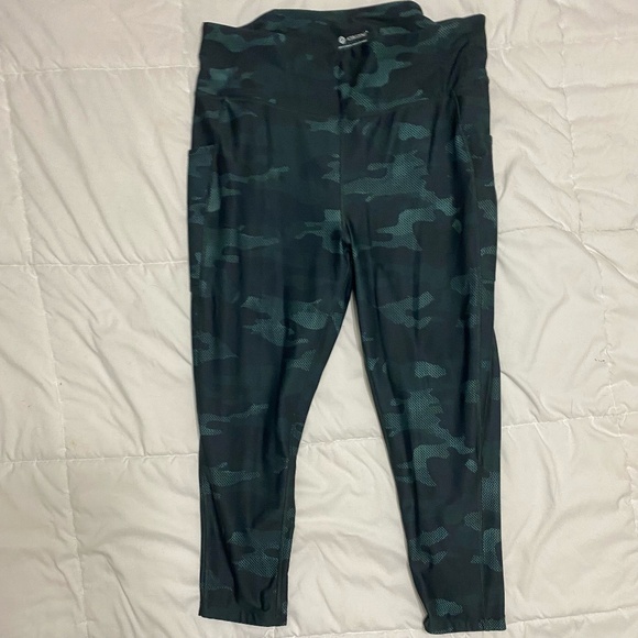 Activezone Pants - Activezone Camo Leggings Plus size 2x